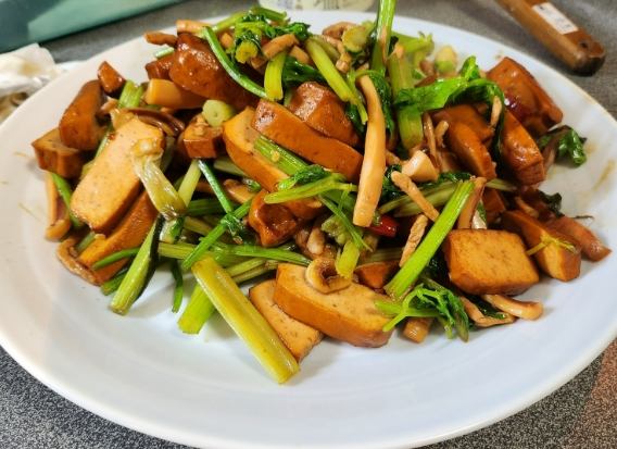 白飯吃到飽 白飯吃到飽